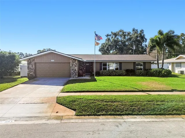 $4,000 | 13948 Brewster Drive, Largo, FL 33774