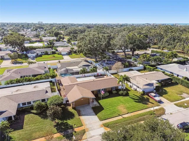 $4,000 | 13948 Brewster Drive, Largo, FL 33774