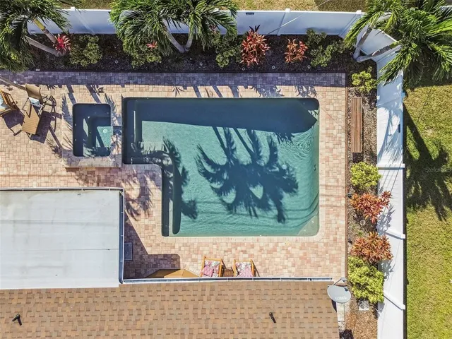 $4,000 | 13948 Brewster Drive, Largo, FL 33774