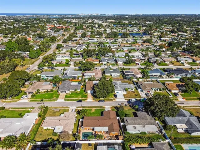 $4,000 | 13948 Brewster Drive, Largo, FL 33774