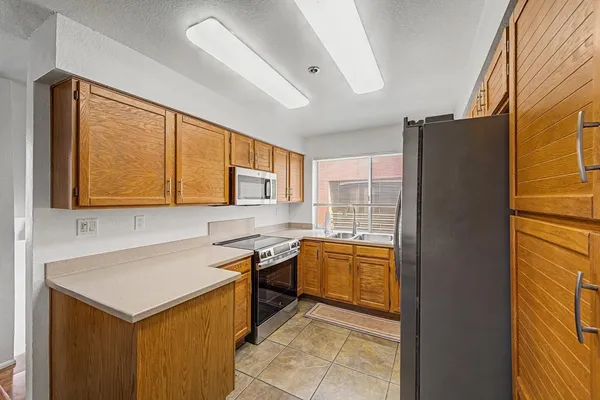$2,550 | 154 West 5th Street, Unit 222, Tempe, AZ 85281