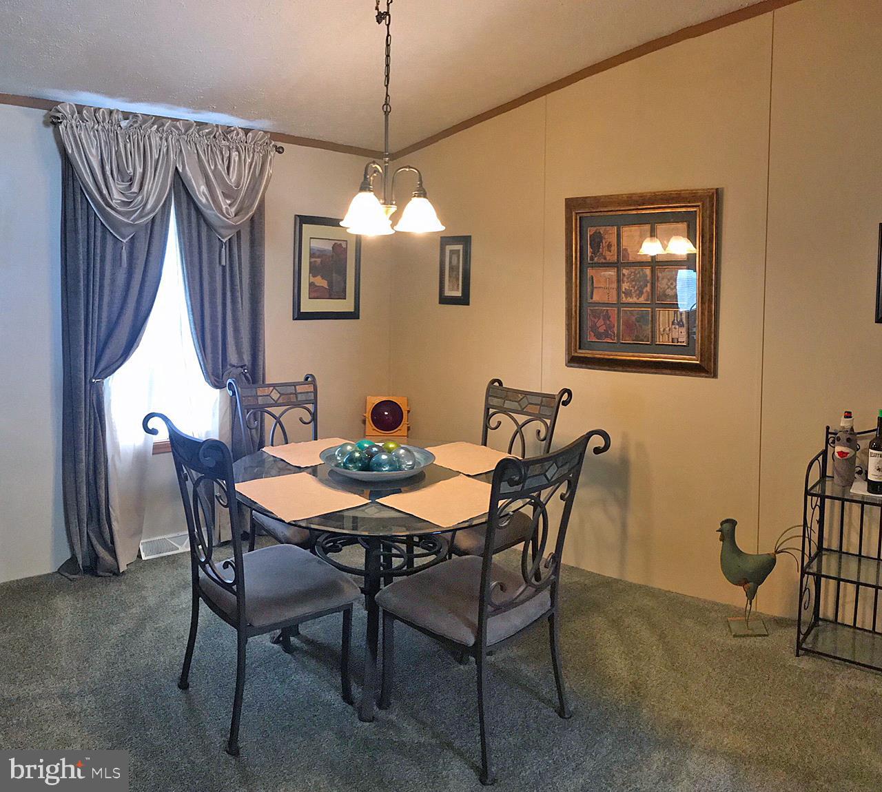 31629 Siham Road, Unit D4 Lewes, DE 19958 - Photo 6 of 19 Dining Area