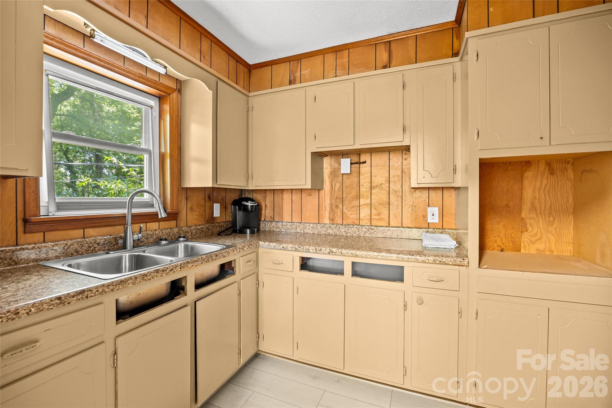 717 Wren Road Gastonia, NC 28056 - Photo 11 of 20 Gallery Image 11