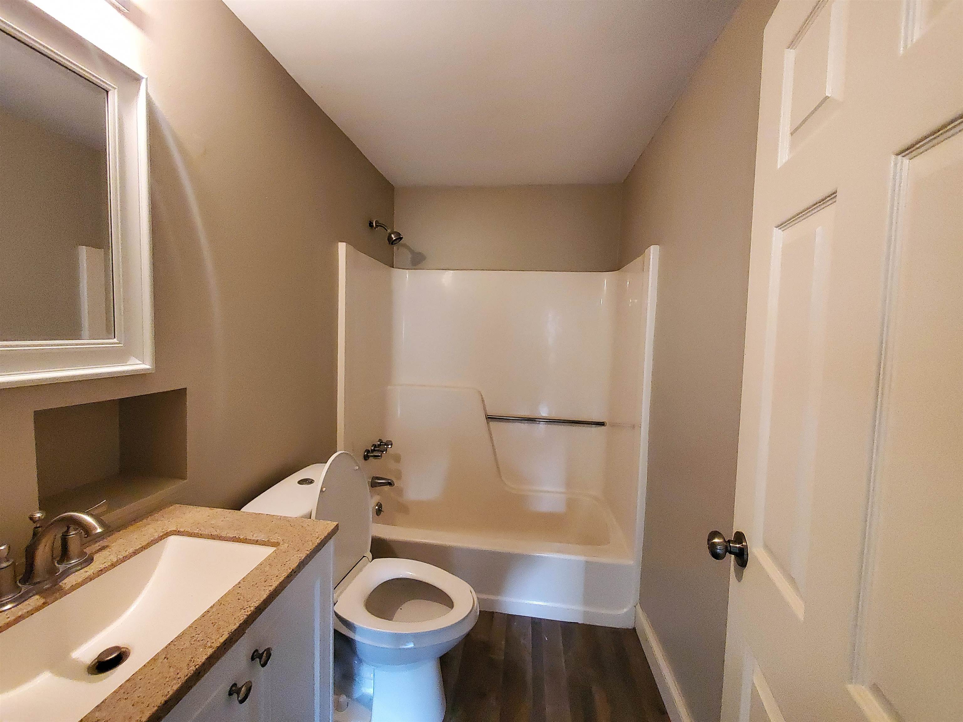 45 Log Street, Unit 2E Manchester, NH 03102 - Photo 7 of 7 Gallery Image 7