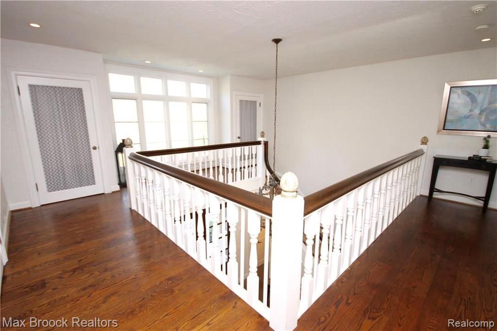1931 East Valley Road Bloomfield Hills, MI 48304 - Photo 14 of 21 Gallery Image 14