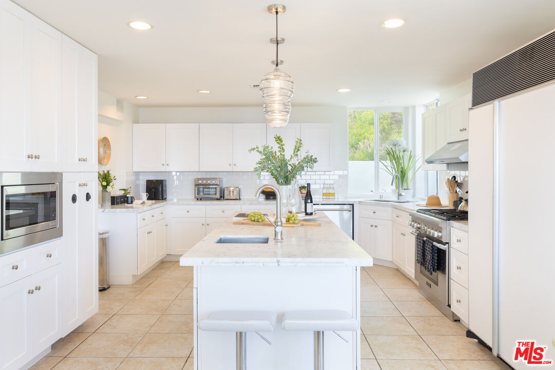 31235 Bailard Road Malibu, CA 90265 - Photo 10 of 32 Gallery Image 10