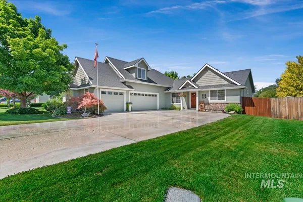 $515,000 | 559 South Black Oak Avenue, Kuna, ID 83634