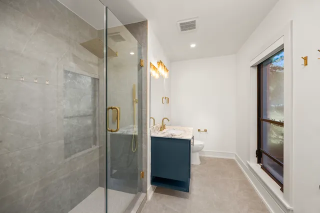 $1,299,000 | 709 West 39th Street, Houston, TX 77018