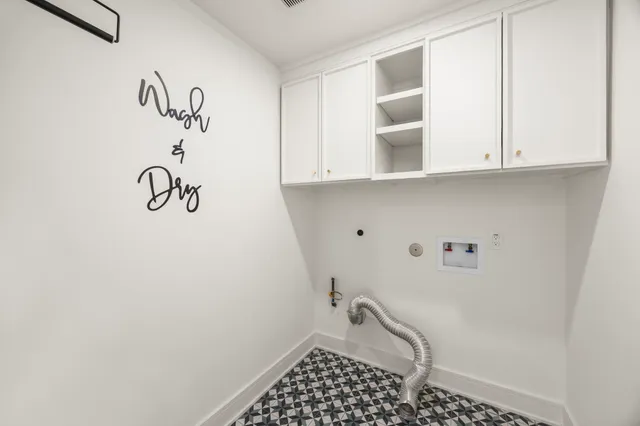 $1,299,000 | 709 West 39th Street, Houston, TX 77018