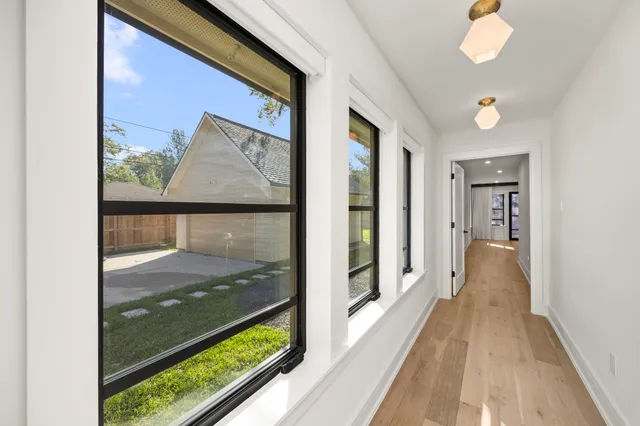 $1,299,000 | 709 West 39th Street, Houston, TX 77018