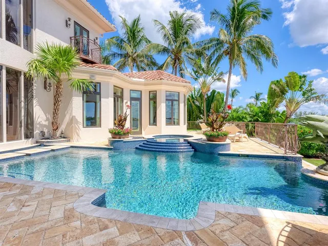 $12,987,000 | 1436 John Ringling Parkway, Sarasota, FL 34236