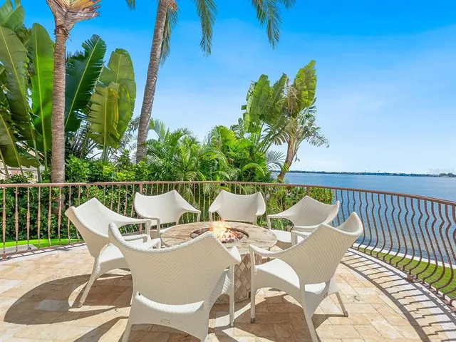 $12,987,000 | 1436 John Ringling Parkway, Sarasota, FL 34236