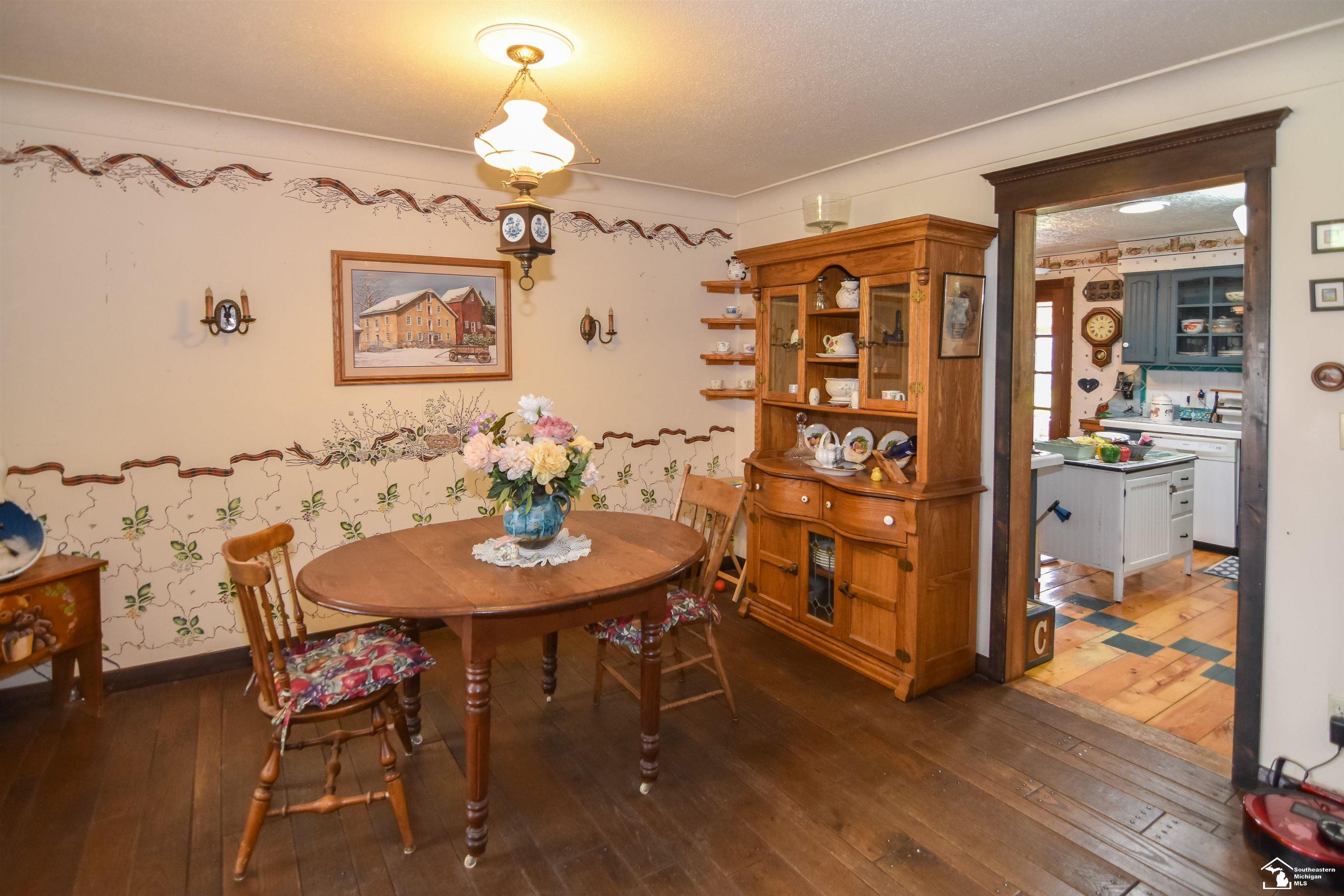 8399 Minx Road Temperance, MI 48182 - Photo 8 of 46