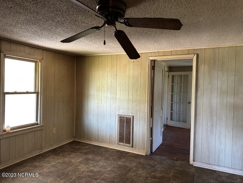 268 Sand Ridge Road Beulaville, NC 28518 - Photo 6 of 24 inside 2 s
