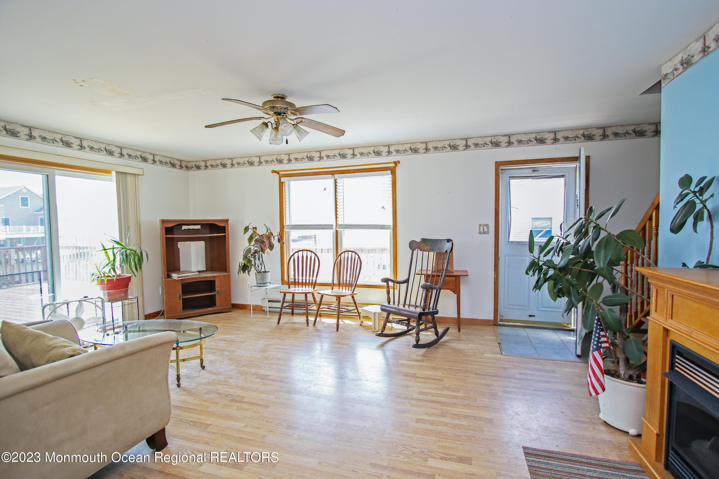 82 Dolphin Road Tuckerton, NJ 08087 - Photo 7 of 32 319A7677-Edit