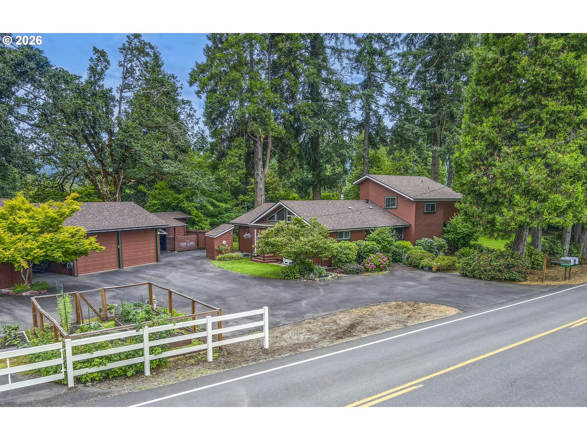 88313 Millican Road Springfield, OR 97478 - Photo 2 of 48