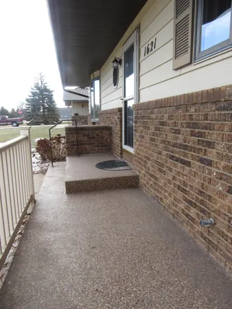 $349,000 | 1621 Oakwood Drive, Worthington, MN 56187