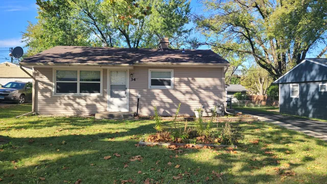 $2,395 | 34 Hickory Drive, Carpentersville, IL 60110