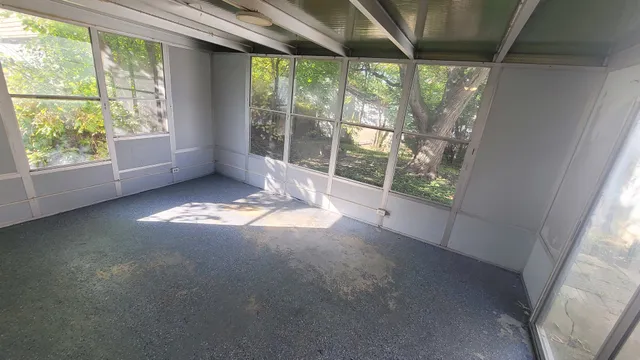 $2,395 | 34 Hickory Drive, Carpentersville, IL 60110