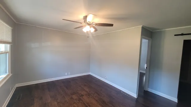 $2,395 | 34 Hickory Drive, Carpentersville, IL 60110