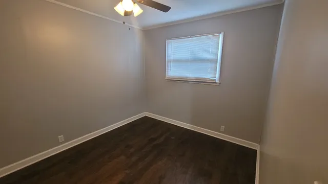 $2,395 | 34 Hickory Drive, Carpentersville, IL 60110