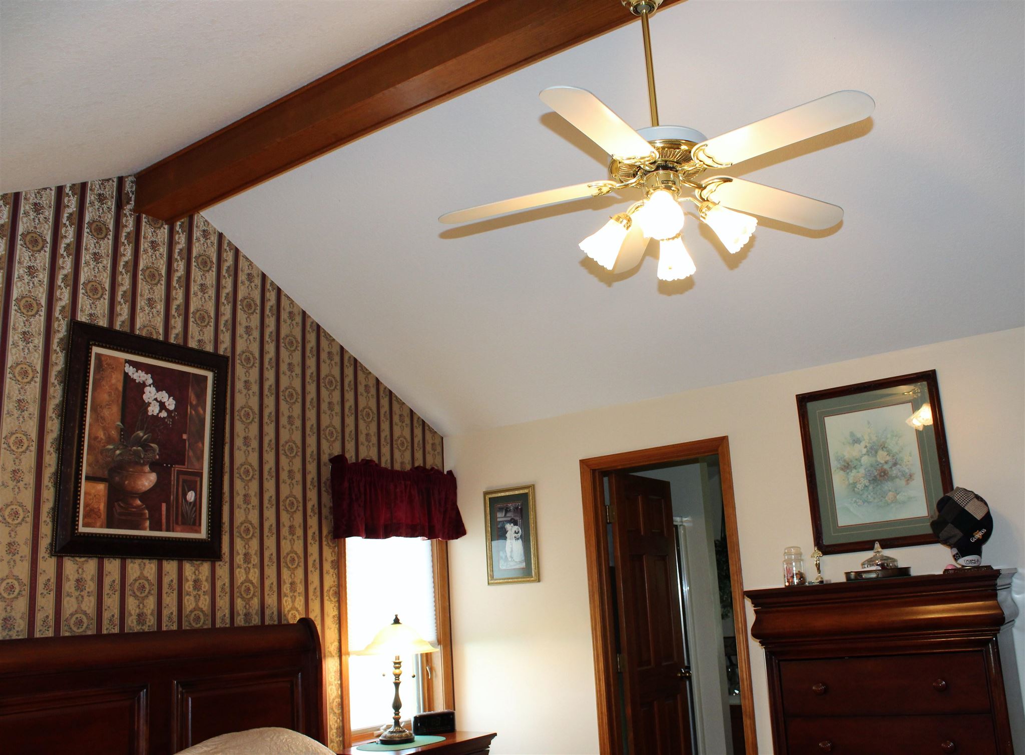 10225 Hosler Road Leo, IN 46765 - Photo 15 of 27 Gallery Image 15