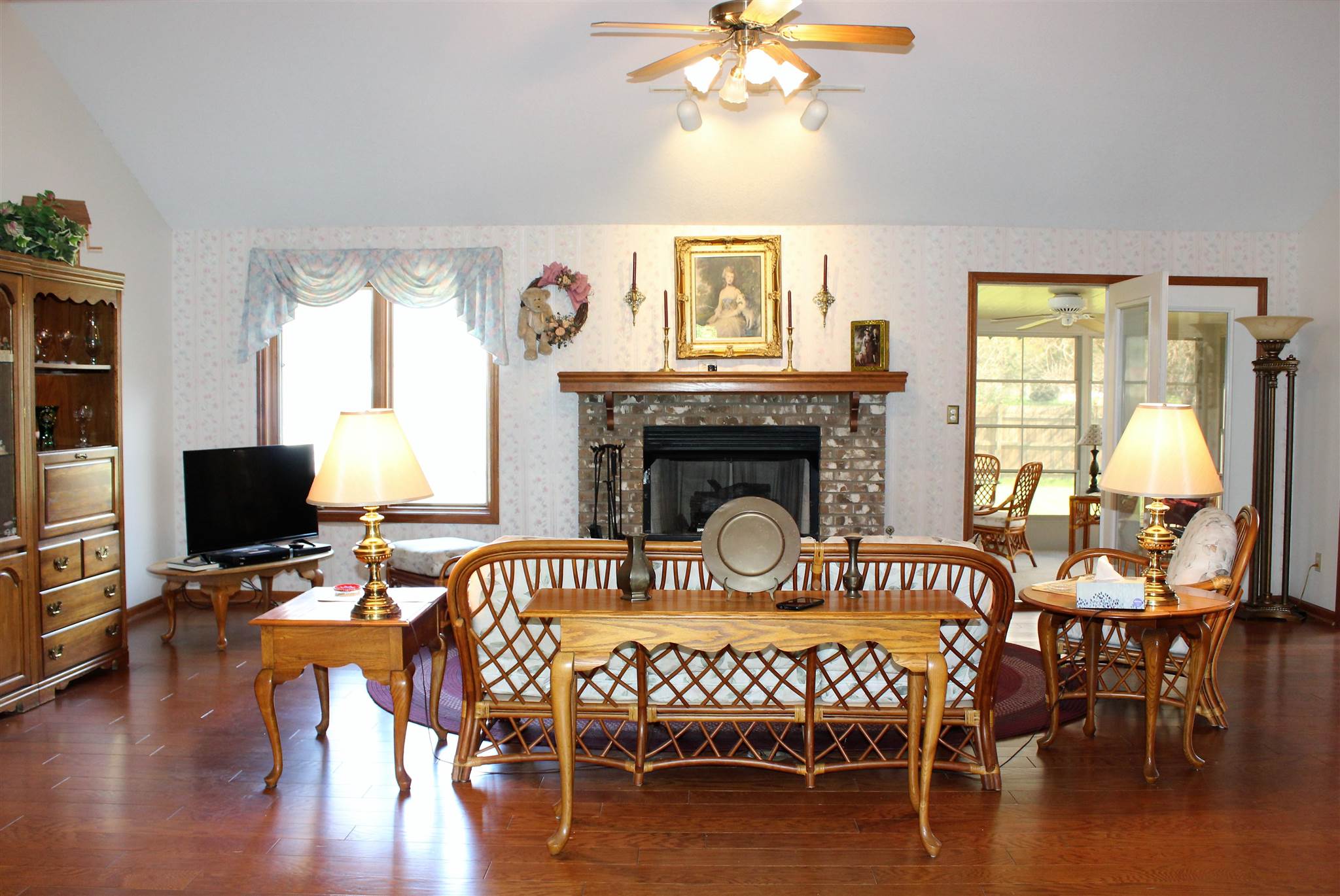 10225 Hosler Road Leo, IN 46765 - Photo 3 of 27 Gallery Image 3