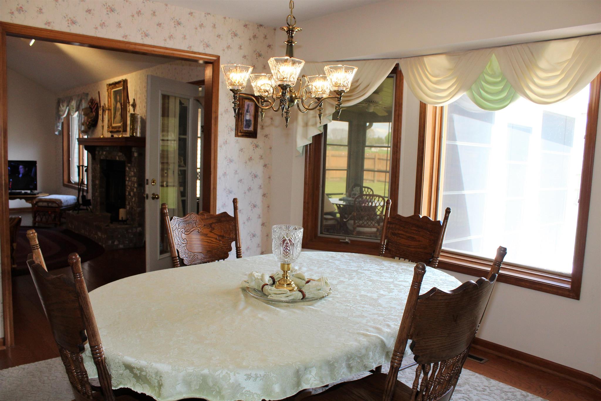 10225 Hosler Road Leo, IN 46765 - Photo 6 of 27 Gallery Image 6