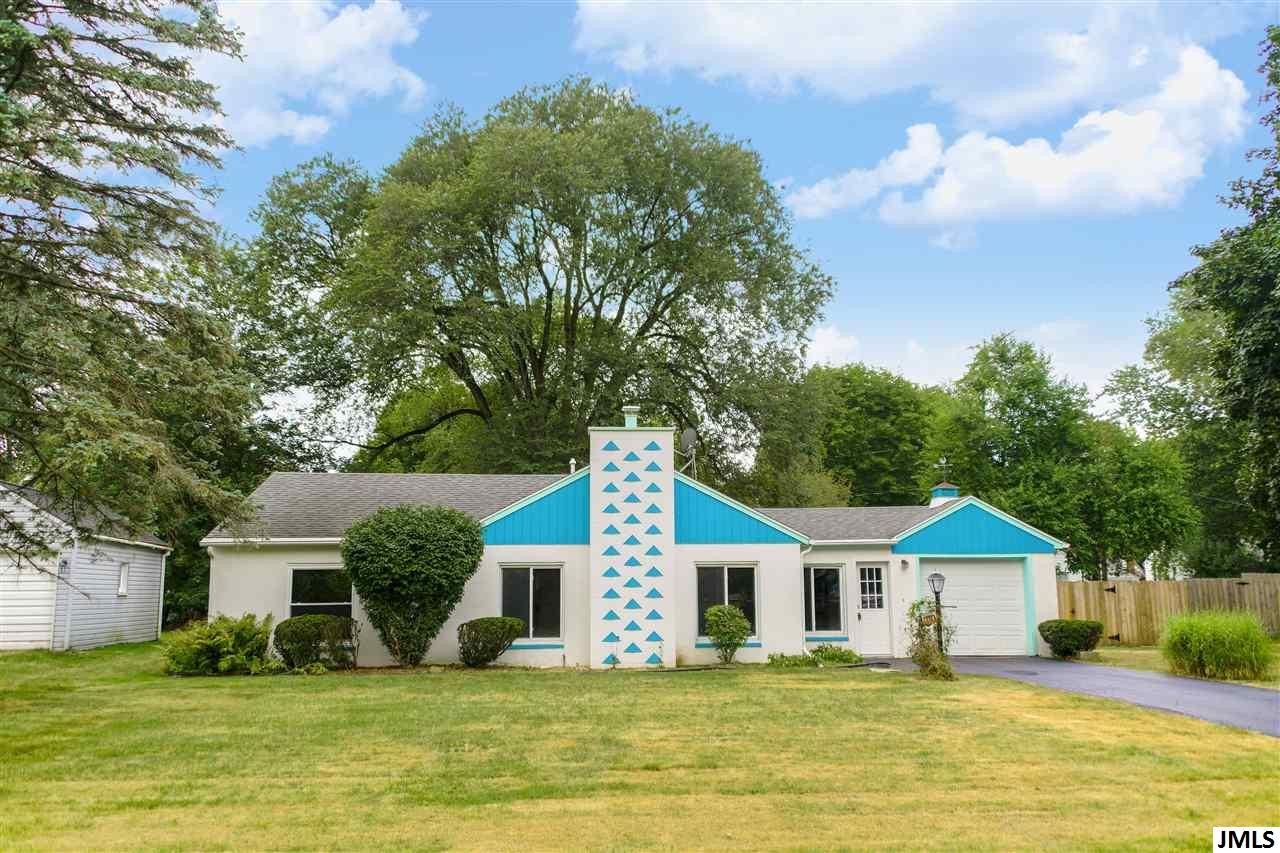 856 Springcrest Boulevard Jackson, MI 49203 - Photo 1 of 24 Photo 1