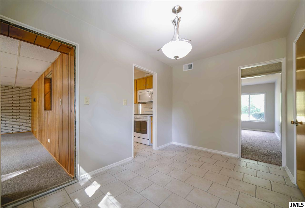 856 Springcrest Boulevard Jackson, MI 49203 - Photo 16 of 24 Photo 19