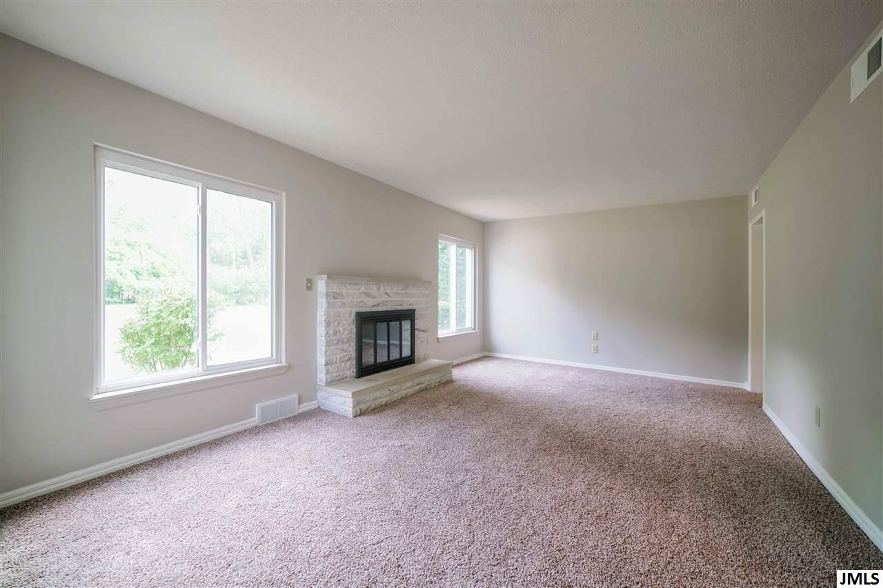 856 Springcrest Boulevard Jackson, MI 49203 - Photo 10 of 24 Photo 13
