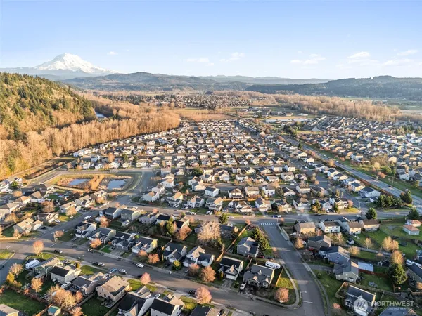 $575,000 | 207 Williams Boulevard Northeast, Orting, WA 98360