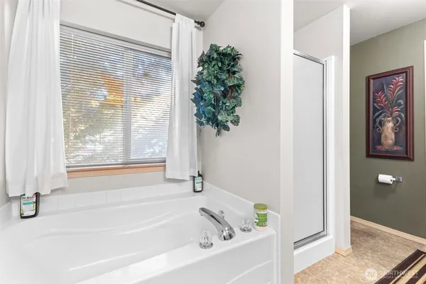 $575,000 | 207 Williams Boulevard Northeast, Orting, WA 98360