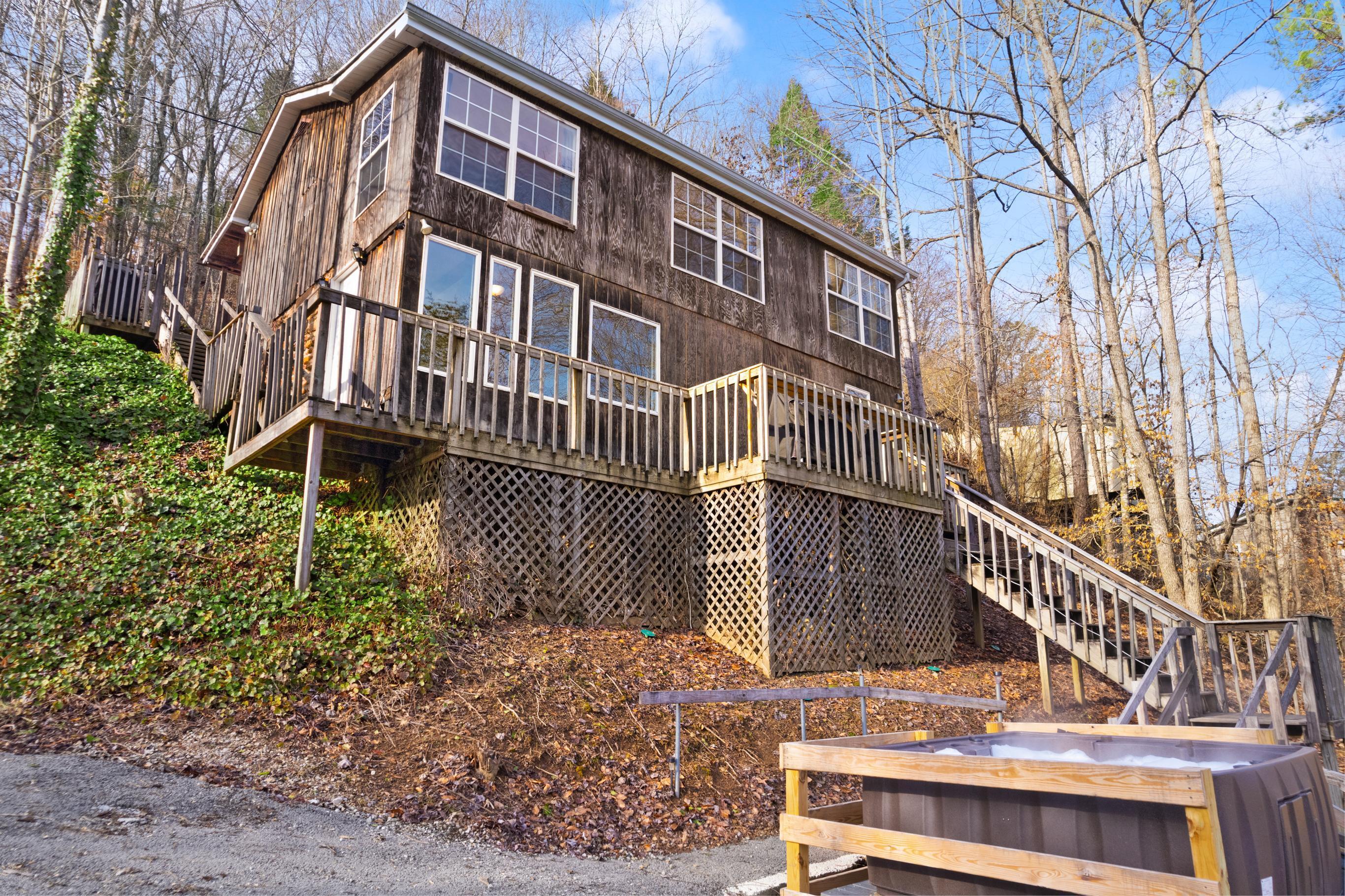 560 Fisherman Cove Road London, KY 40741 - Photo 10 of 48 DJI_0023