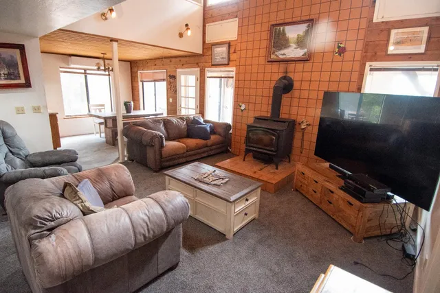 $729,000 | 1231 Garnet Court, Pollock Pines, CA 95726