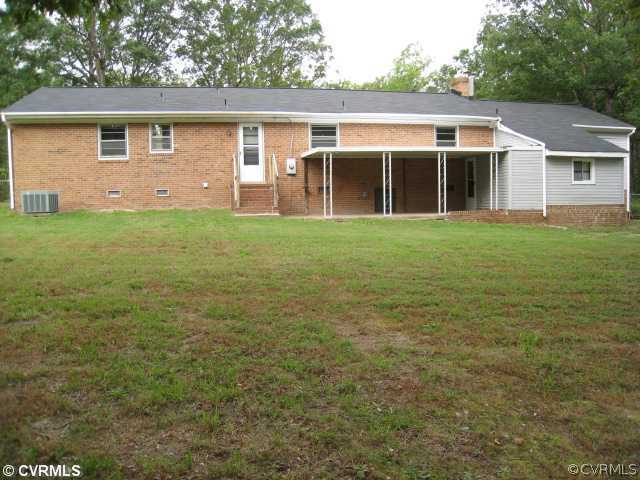 13701 Cedar Creek Road Chesterfield, VA 23838 - Photo 2 of 10 Exterior Back