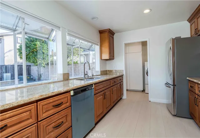 $4,500 | 4 Carrol Avenue, Irvine, CA 92614