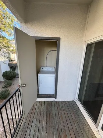$995 | 740 West Elm Street, Unit 214, Phoenix, AZ 85013