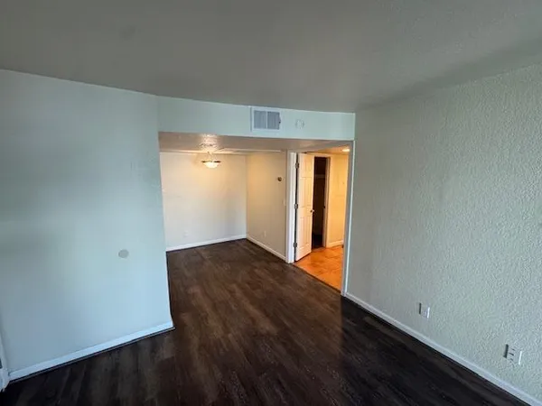 $1,100 | 740 West Elm Street, Unit 214, Phoenix, AZ 85013