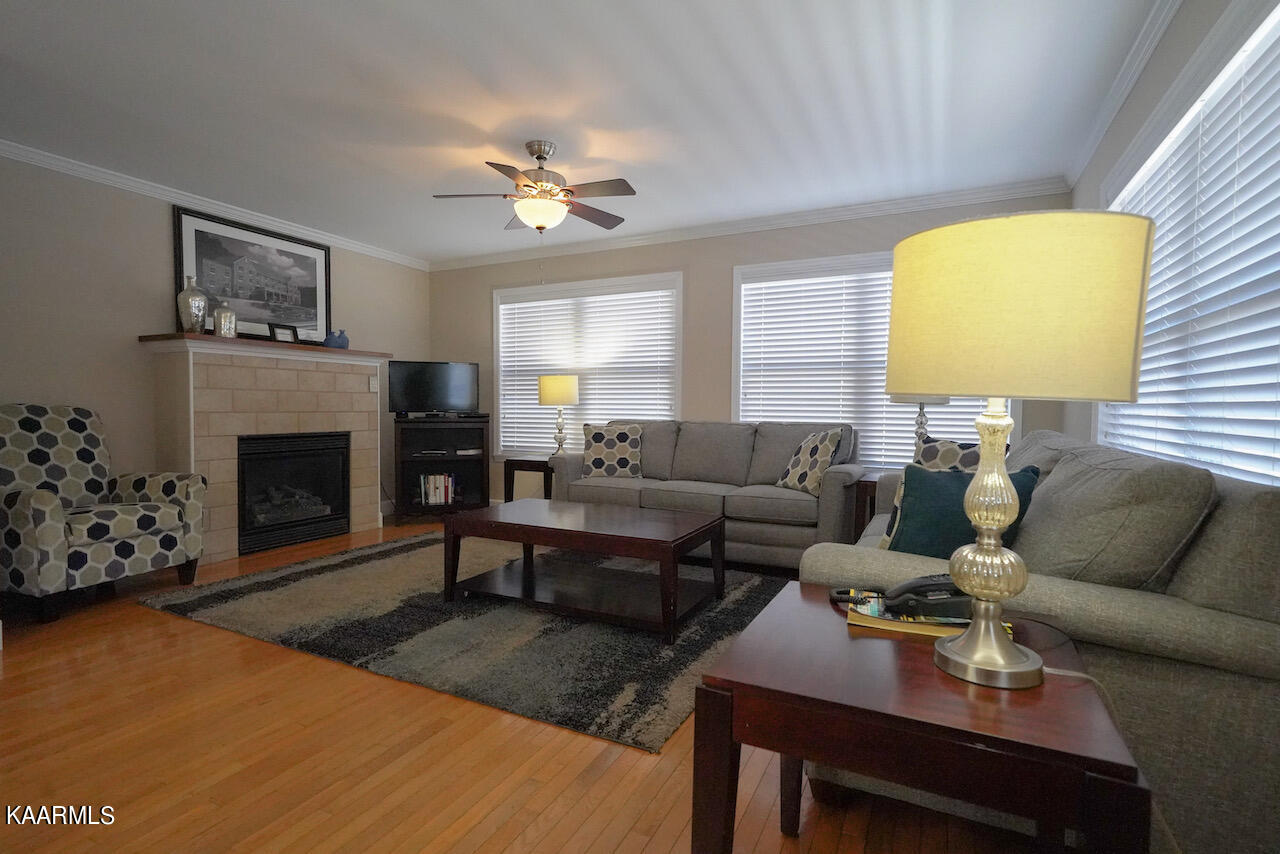 138 Roaring Fork Road Gatlinburg, TN 37738 - Photo 3 of 13 3DF47C19-57E3-4AF3-A644-C34586018FB8
