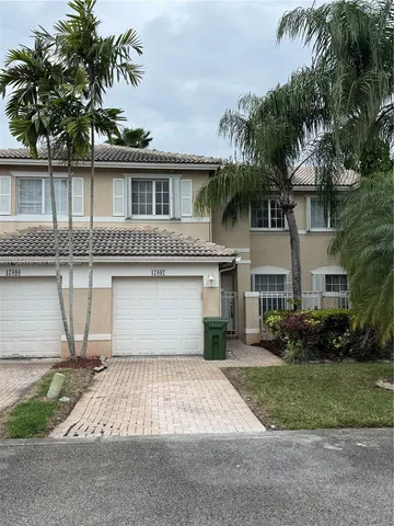 $3,200 | 17092 Northwest 22nd Street, Unit 17092, Pembroke Pines, FL 33028
