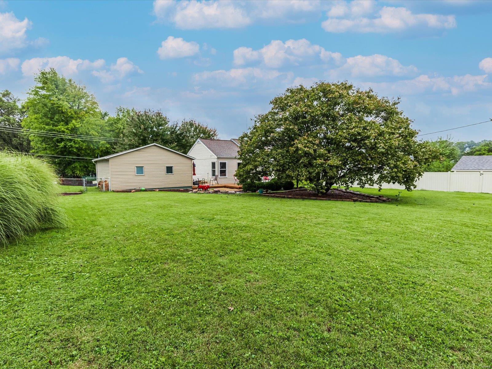 8026 Mathilda Avenue Affton, MO 63123 - Photo 25 of 26 Gallery Image 25