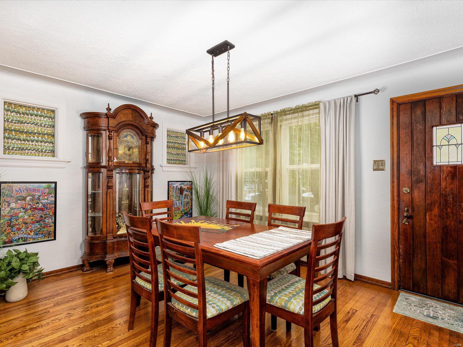 8026 Mathilda Avenue Affton, MO 63123 - Photo 4 of 26 Gallery Image 4
