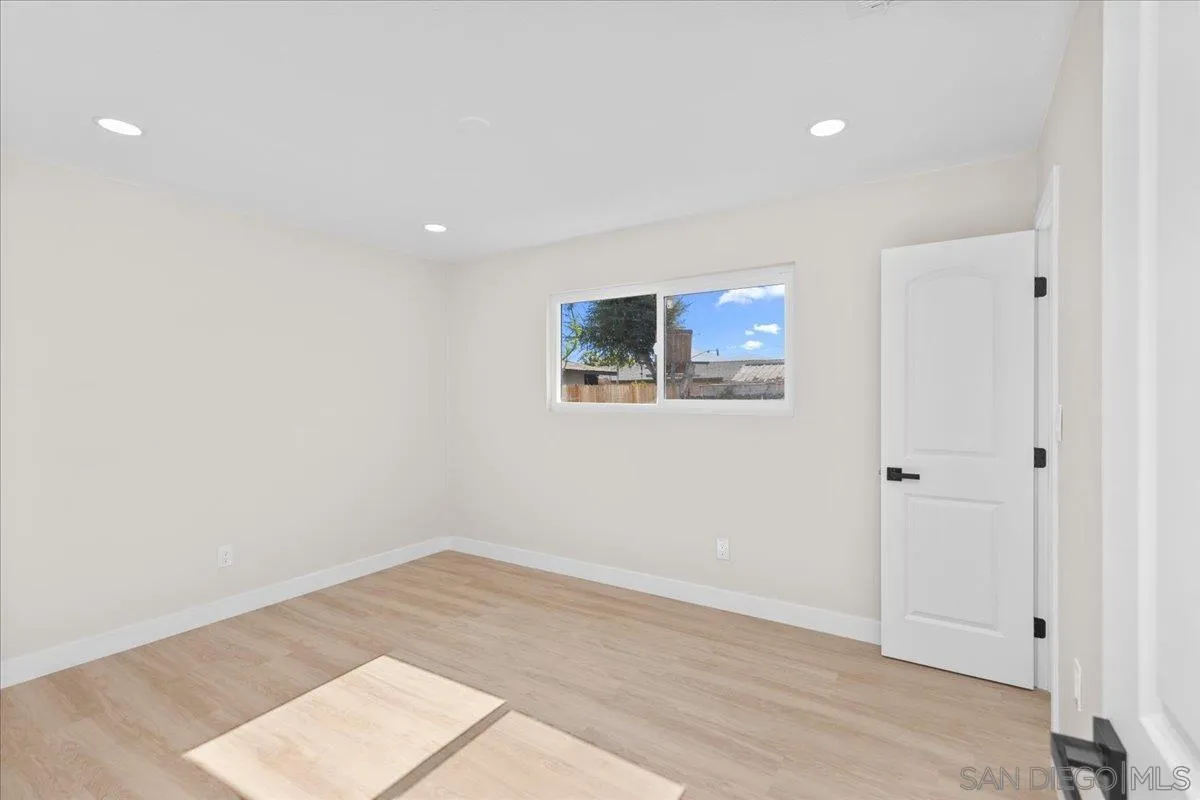 505 Parkbrook Street Spring Valley, CA 91977 - Photo 33 of 46 Gallery Image 33