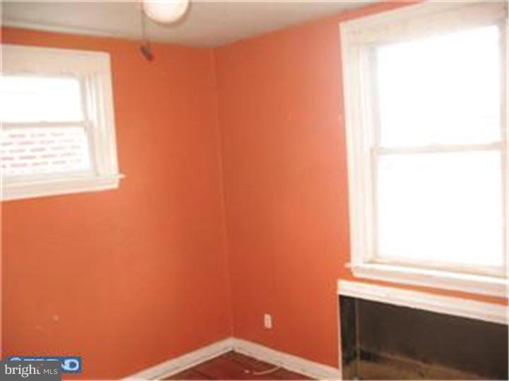 257 Margate Road Upper Darby, PA 19082 - Photo 8 of 11 Bedroom 2