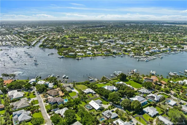 $834,750 | 4620 Southeast Quail Trail, Stuart, FL 34997