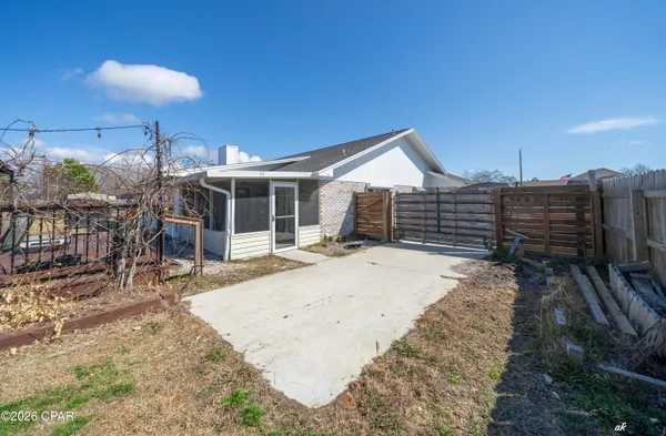 $2,700 | 707 Plantation Circle, Panama City, FL 32404