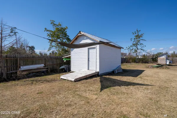 $2,700 | 707 Plantation Circle, Panama City, FL 32404