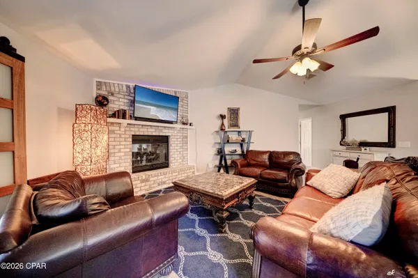 $2,700 | 707 Plantation Circle, Panama City, FL 32404