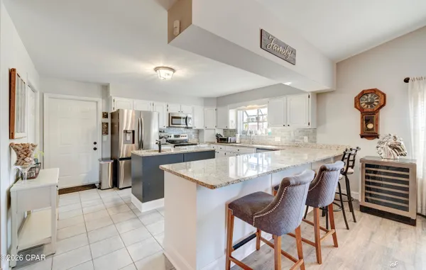$2,700 | 707 Plantation Circle, Panama City, FL 32404